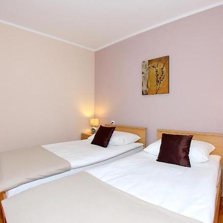Bay Bridge Center Apartment 1 ซาดาร์ ห้อง รูปภาพ