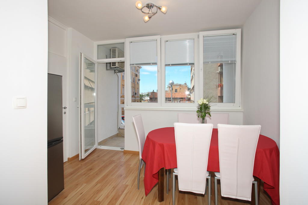 Bay Bridge Center Apartment 1 ซาดาร์ ห้อง รูปภาพ